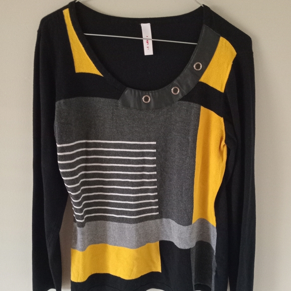 Black and Yellow Colorblock Sweater - Picture 1 of 4